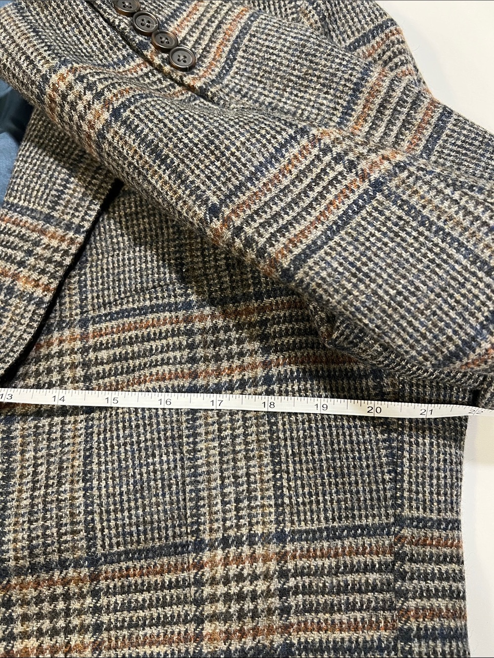 Brooks Brothers - 100% pure new wool, Scottish, Sport Coat in Gray, Brown, Blue - Picture 9 of 10